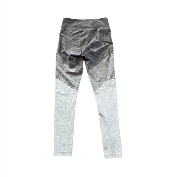 OUTDOOR VOICES Gray Leggings Size Small - Picture 4 of 6